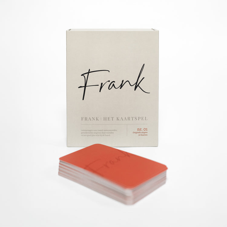 FRANK HET KAARTSPEL vragen spel met 50 kaarten verpakking doosje van voren gefotografeerd met oranje kaarten zichtbaar